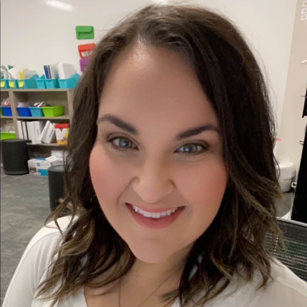 Meet your Posher, Andria